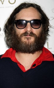 joaquin-phoenix-beard